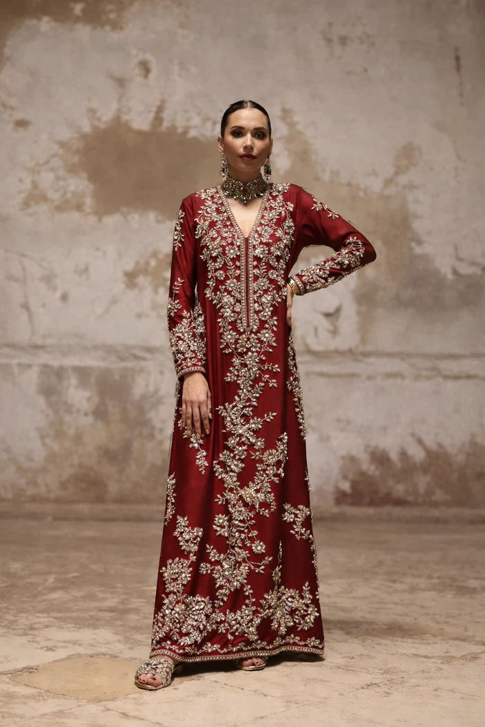 Nida Azwer | Tassel Silk Fabric | Wedding Dress | Fashion Fusion